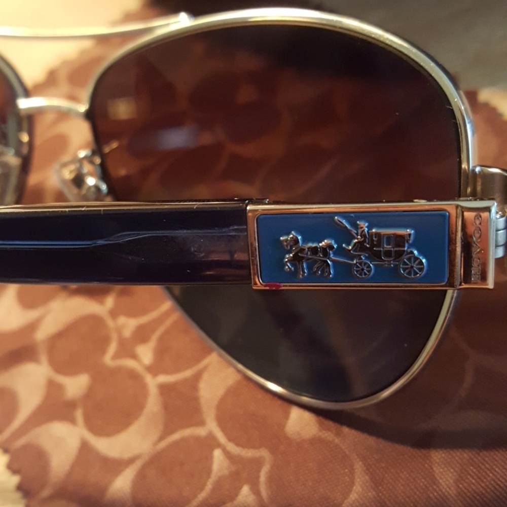Coach Sunglasses - Picture 3 of 3